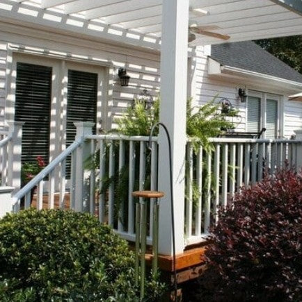 Color Guard: CLASSIC 36" tall and 4 foot in length Straight Rail W36-4-CRK-H White 4" Support Block